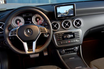 interieur-mercedes-a-klasse-2012.jpg