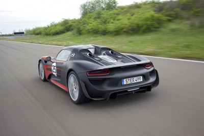 Porsche-918-Spyder-4.jpg