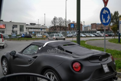 alfa-4c-spider-01.jpg