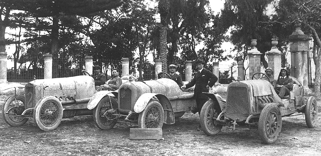 1920 targa florio - alfa-romeo team, giuseppe campari (1914 gp) dnf 2 laps, enzo ferrari (40-60) 2nd, giuseppe baldoni (20-30) dnf 1 lap.jpg