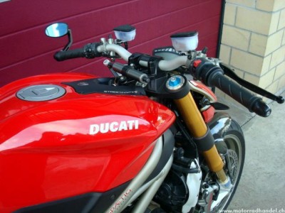 Ducati Streetfighter 05.jpg