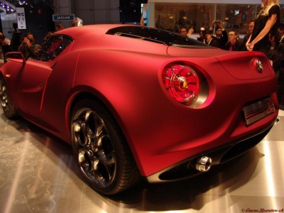 Alfa_Romeo_4C_4.jpg