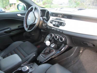 Giulietta QV_interieur.jpg