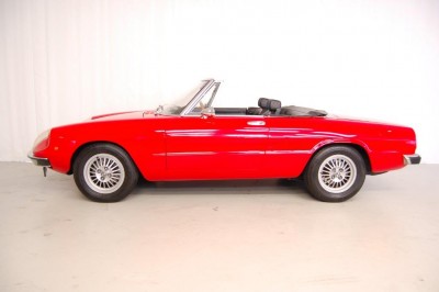 6_Alfa Romeo Spider 2000.JPG